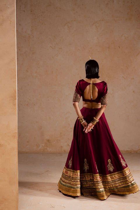 Mahveen Collection - MV011